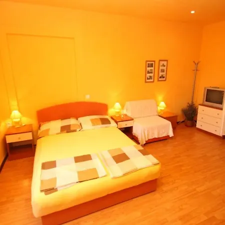 Zona 3* Pula
