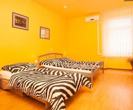 Zona Apartment